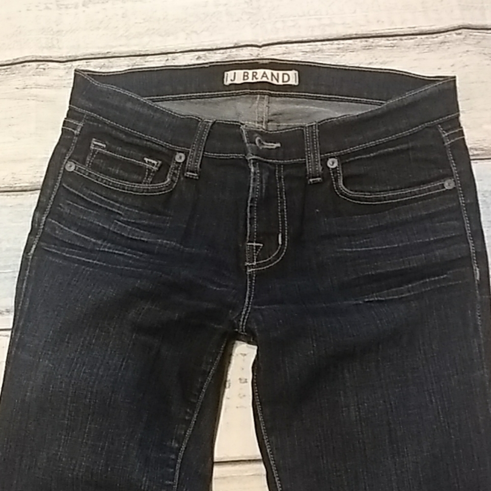 J Brand pre-owned size 28